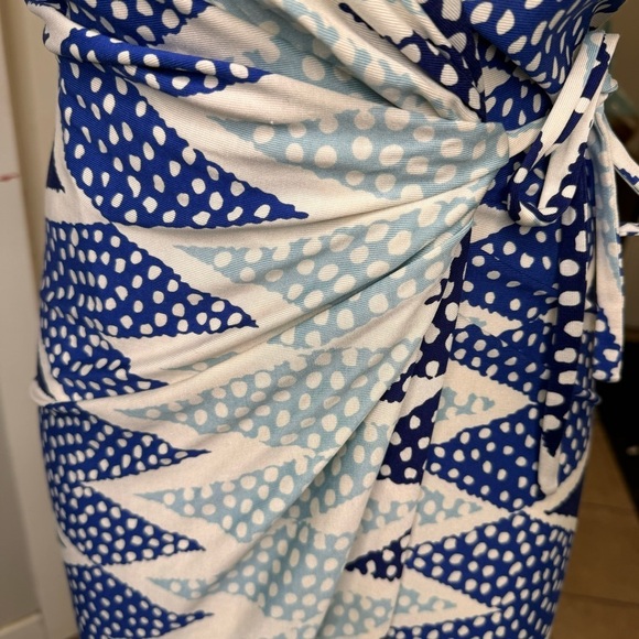 Diane Von Furstenberg Ornamentalist Diamonds Print Evrin Wrap Dress Size 6 - Picture 4 of 7